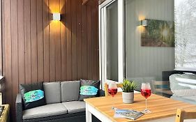 Relaxapartments Black Forest Emotion Mit Sonnenbalkon Mit Blick Auf Den Kurpark, Schnelles Internet, Naehe Triberger Wasserfaelle, Fuer Bis Zu 2 Personen