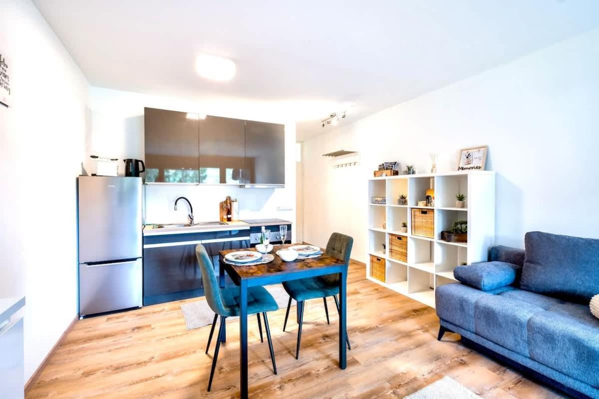 Relaxapartments Black Forest Emotion Mit Sonnenbalkon Mit Blick Auf Den Kurpark, Schnelles Internet, Naehe Triberger Wasserfaelle, Fuer Bis Zu 2 Personen Schönwalde Buitenkant foto
